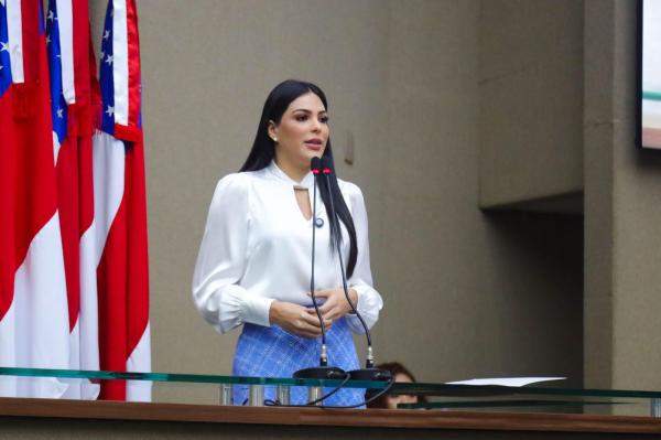 Deputada Mayra Dias cobra medidas urgentes contra a violência nas escolas estaduais do Amazonas