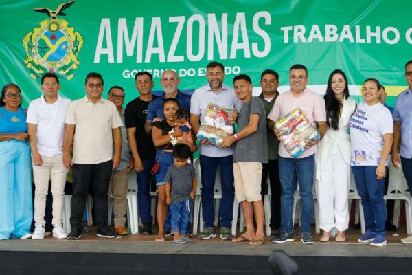 Governador Wilson Lima destina 3,6 toneladas de alimentos à população em situação de vulnerabilidade no município de Barreirinha Governador Wilson Lima destina 3,6 toneladas de alimentos à população em situação de vulnerabilidade no município de Barreirinha