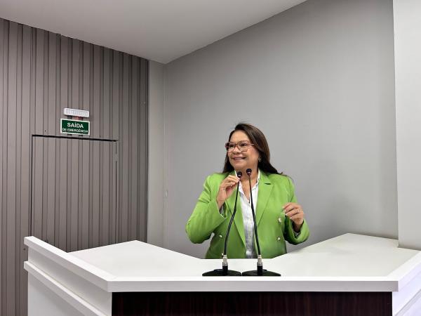 Vereadora Márcia Baranda propõe Centro de Referência para fortalecer direitos das mulheres ribeirinhas Vereadora Márcia Baranda propõe Centro de Referência para fortalecer direitos das mulheres ribeirinhas