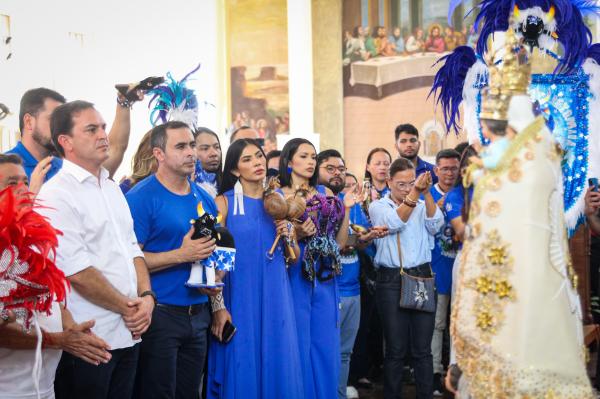 Fé e cultura: Boi Caprichoso celebra Festival de Parintins em Missa na Catedral do Carmo