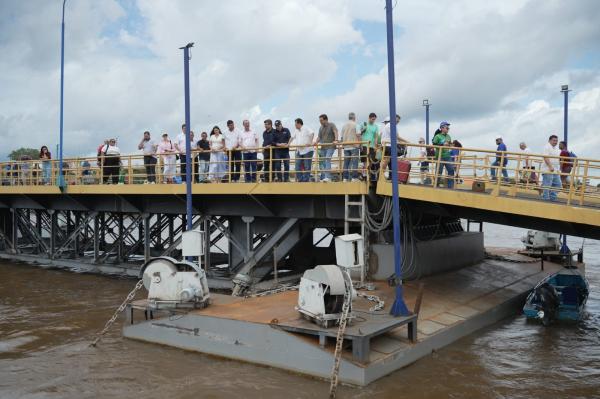 Em visita a Parintins, Eduardo Braga anuncia obras de ampliação do porto do município para receber navios cruzeiros