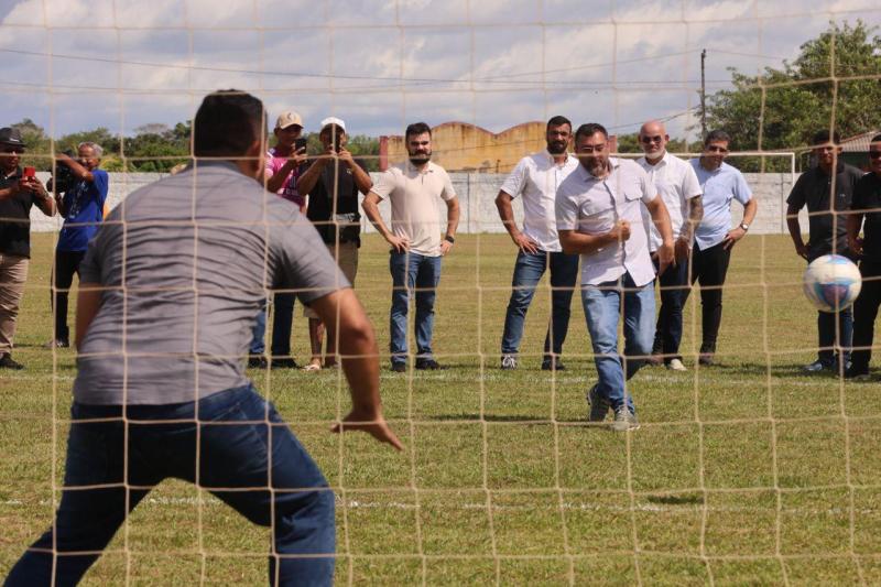 Governador Wilson Lima entrega sistema viário e estádio em Boa Vista do Ramos em agenda por municípios do Baixo Amazonas