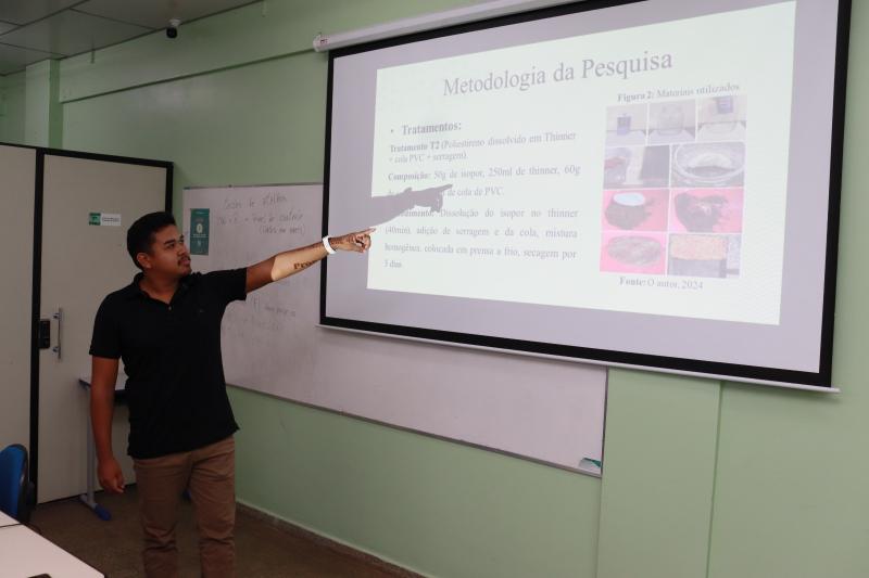 O protagonismo na ciência - Acadêmico do CESP/UEA propõe o uso de isopor e serragem para gerar compósitos sustentáveis