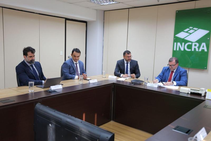 Em Brasília, governador Wilson Lima propõe acordo de cooperação técnica com o Incra para avançar na regularização fundiária em Apuí Em Brasília, governador Wilson Lima propõe acordo de cooperação técnica com o Incra para avançar na regularização fundiária em Apuí