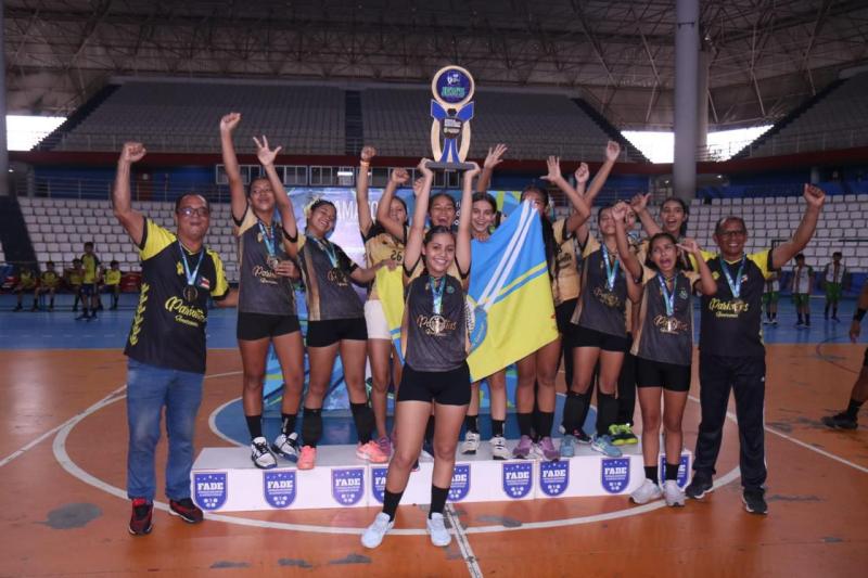 Handebol de Parintins conquista ouro inédito e vai para Jogos Escolares Brasileiros