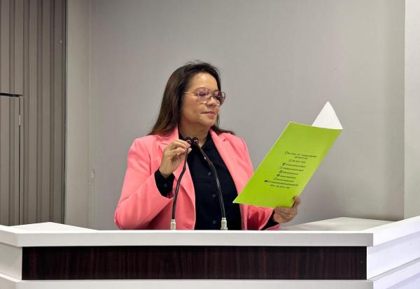 Vereadora Márcia Baranda solicita melhorias na estrada do Caburi para garantir acesso digno aos comunitários Vereadora Márcia Baranda solicita melhorias na estrada do Caburi para garantir acesso digno aos comunitários