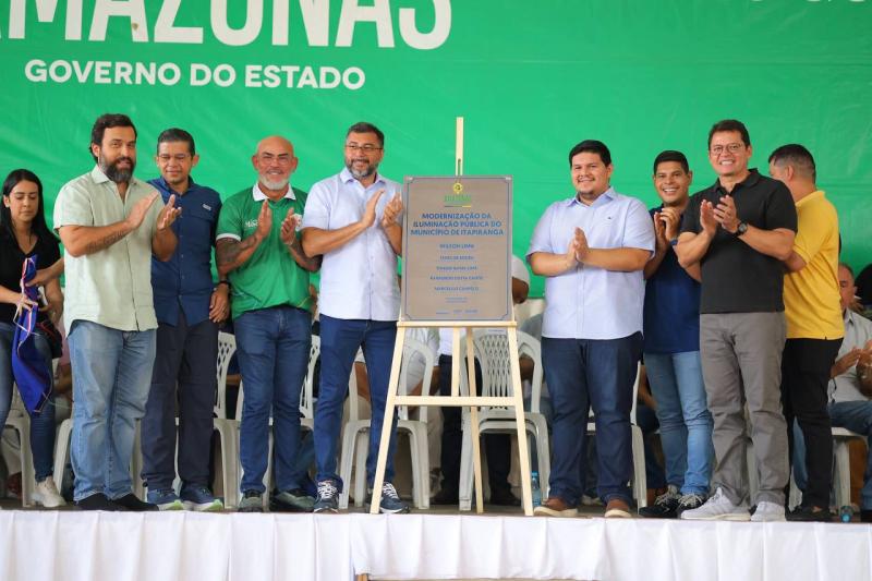 Governador Wilson Lima inaugura iluminação pública em LED e anuncia obras em Itapiranga Governador Wilson Lima inaugura iluminação pública em LED e anuncia obras em Itapiranga
