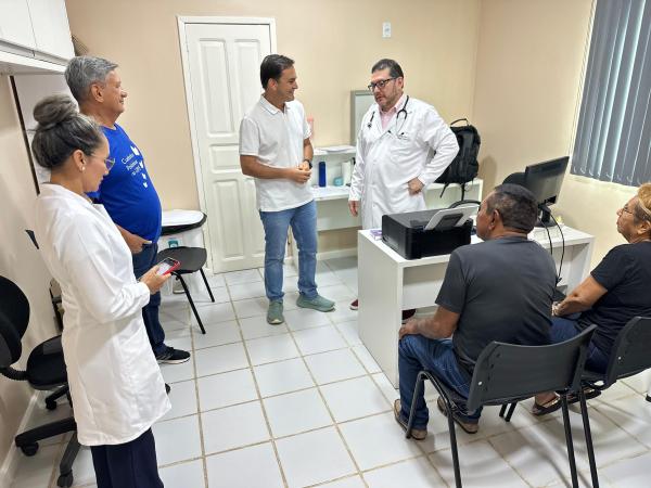 Renomado cirurgião cardiologista, Silvano Baraúna, inicia atendimentos em Parintins Renomado cirurgião cardiologista, Silvano Baraúna, inicia atendimentos em Parintins