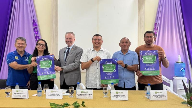 Ouvidoria do TCE-AM leva projeto Ouvir Amazonas para capacitação de servidores em Novo Airão