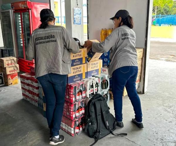Vigilância Sanitária realiza apreensão de materiais impróprios no comércio de Parintins Vigilância Sanitária realiza apreensão de materiais impróprios no comércio de Parintins