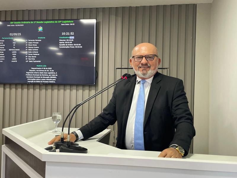 Presidente da Câmara, Cabo Linhares, solicita melhorias urgentes em ruas de Parintins