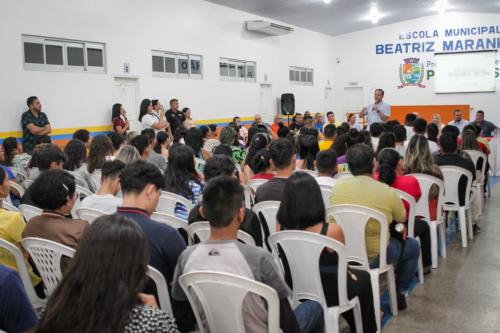Prefeito Mateus Assayag lança Curso Pré-vestibular para jovens de baixa renda