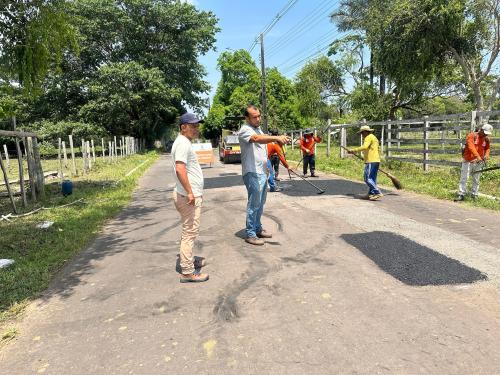 Recuperação Asfáltica avança na rodovia Odovaldo Novo, em Parintins