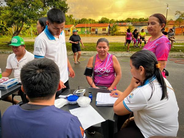 Projeto “Parintins em Movimento” chega ao bairro de Palmares