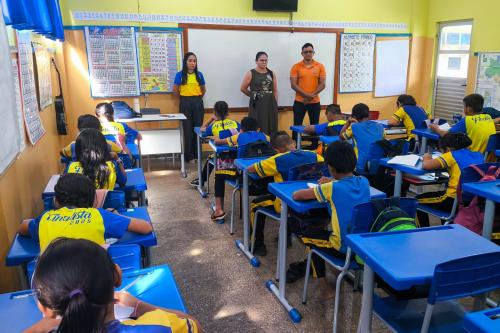 Estudantes da rede municipal participam de terceiro ciclo de avaliações do CAED, em Parintins