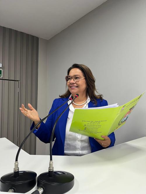 Márcia Baranda indica implantação de Biblioteca Volante como ferramenta de inclusão cultural e educacional