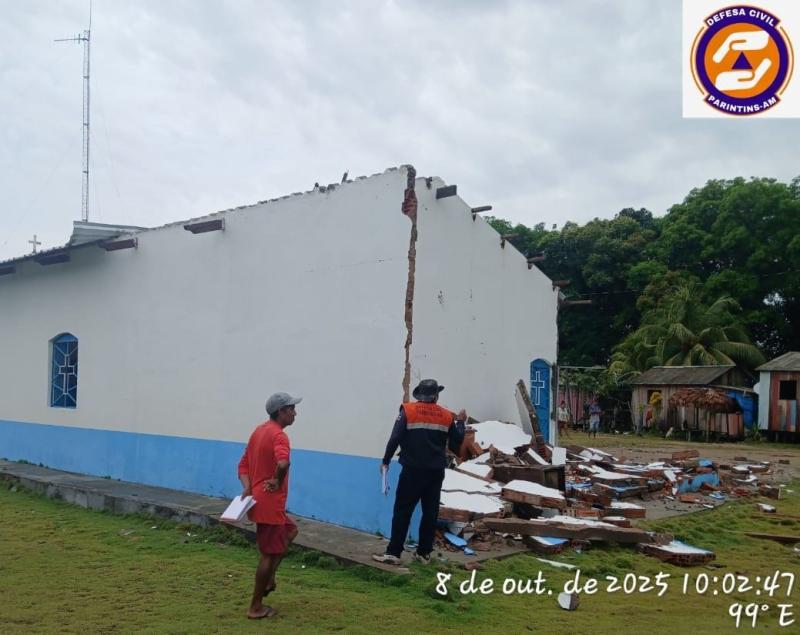 Defesa Civil de Parintins avalia danos causados por temporal na Comunidade Simeão da Ponta Alta, Região do Rio Mamuru