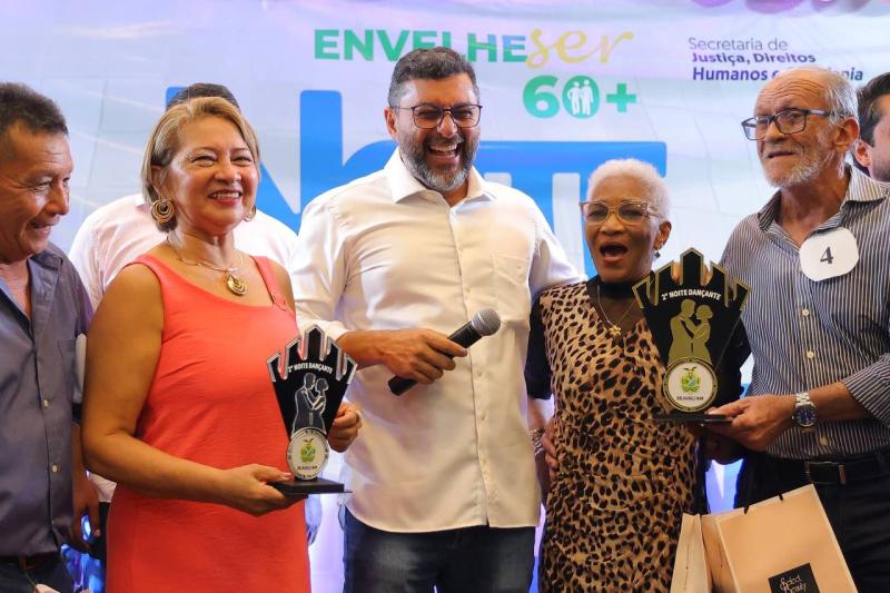 Governador Wilson Lima destaca avanços das políticas para pessoa idosa em baile ‘Bolero Noite Dançante’