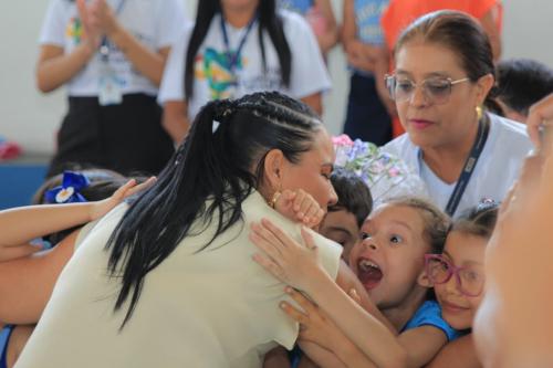 SESI reinaugura quadra em Parintins com homenagem à vice-prefeita Vanessa Gonçalves