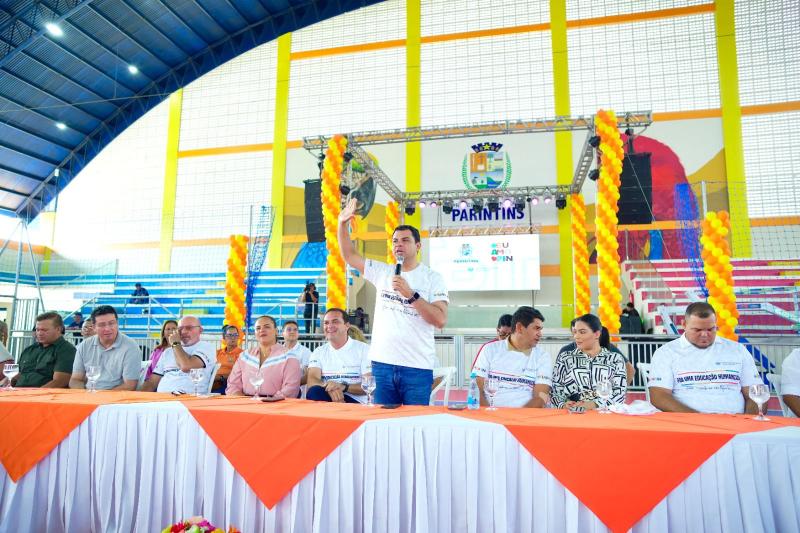 Saullo Vianna celebra os 173 anos de Parintins com mais de R$ 42 milhões em emendas para o município