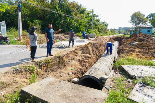 Macurani, Vila Cristina e Residencial Parintins recebem obras de infraestrutura da gestão Mateus Assayag Macurani, Vila Cristina e Residencial Parintins recebem obras de infraestrutura da gestão Mateus Assayag
