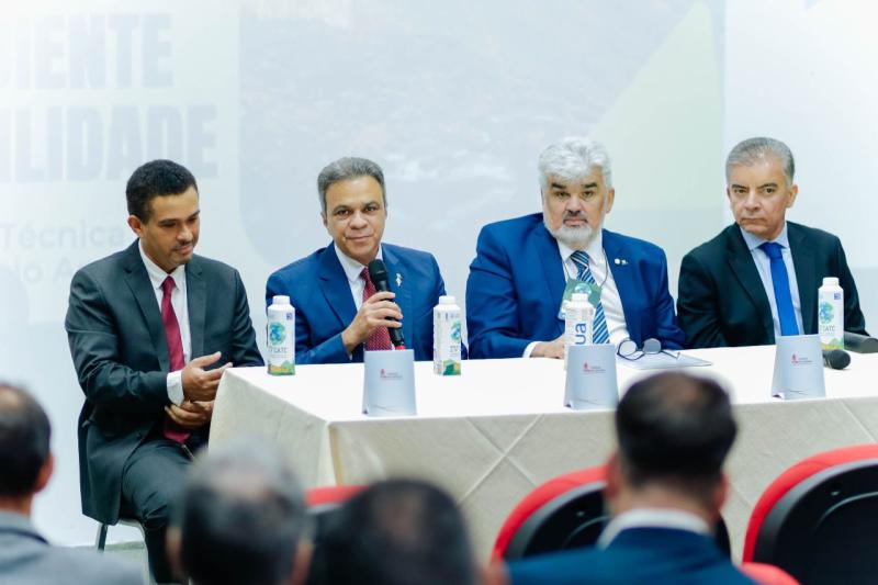 Com protagonismo do TCE-AM, Comitê de Meio Ambiente do IRB apresenta avanços na agenda de adaptação climática dos municípios Com protagonismo do TCE-AM, Comitê de Meio Ambiente do IRB apresenta avanços na agenda de adaptação climática dos municípios