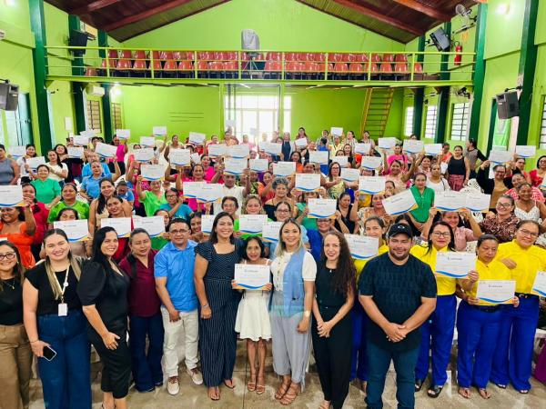 Profissionais da Merenda Escolar são certificados para atuarem na rede municipal de ensino