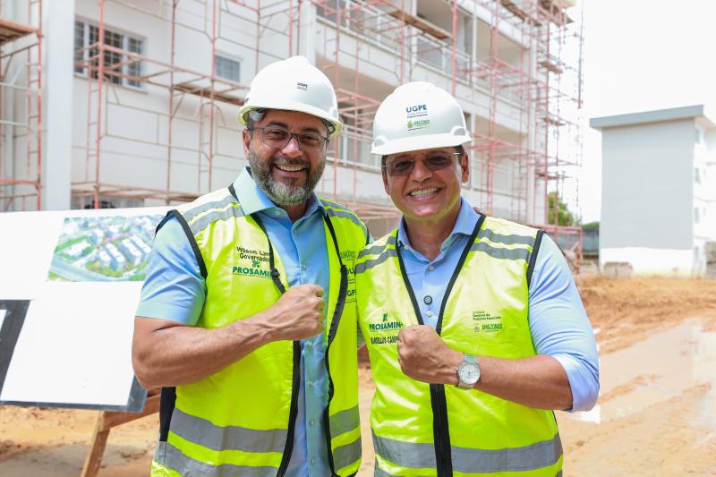 Governo do Amazonas realiza obras e programas que transformam a capital e o interior