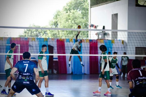 Jogando em casa, Parintins defende título no Intermunicipal de Voleibol