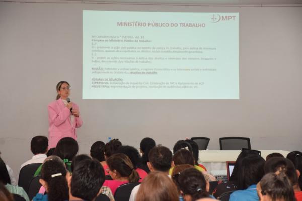 MPT qualifica profissionais da Rede de Proteção de Parintins e amplia articulação no combate ao trabalho infantil