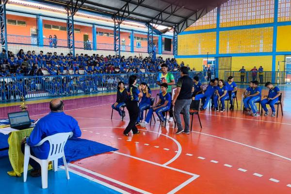 Escola Charles Garcia promove II Campeonato de Tabuada