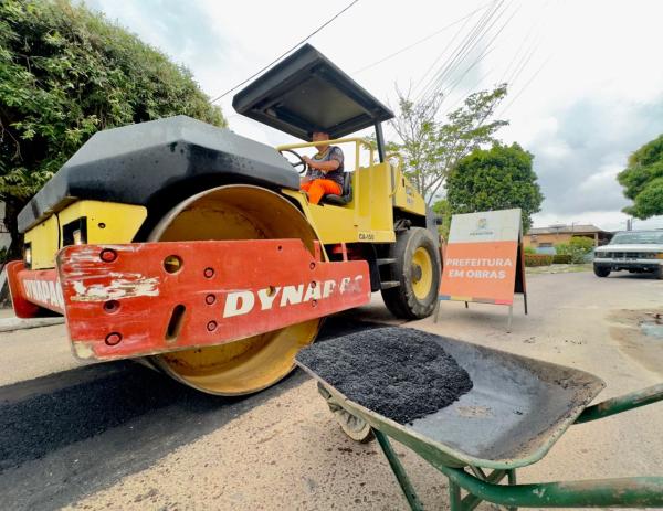 Gestão municipal intensifica ações da Operação Tapa-Buraco das ruas de Parintins