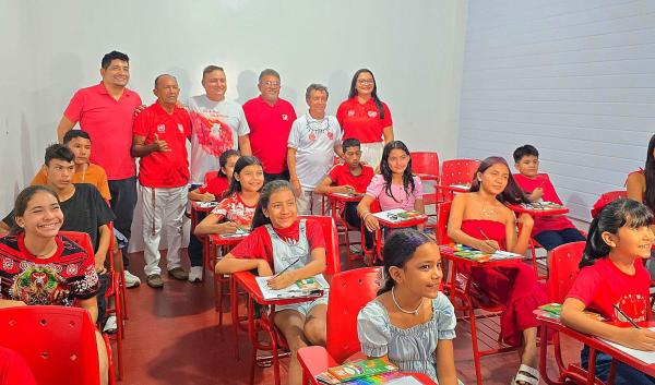 Fred e Marialvo reabrem Universidade do Folclore Paulinho Faria na Cidade Garantido