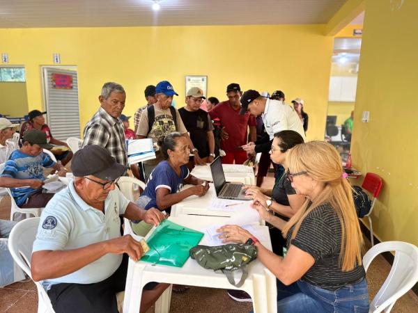 Prefeitura de Parintins e INCRA reforçam ações de regularização fundiária e renegociação pelo Desenrola Rural