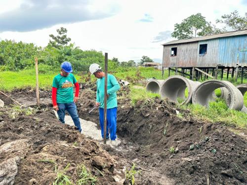 Obras de drenagem começam no bairro São Francisco e vão solucionar pontos críticos de alagação
