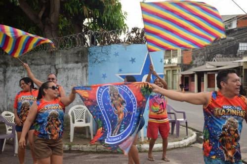 Do Sujo ao Luxo: com liderança feminina, bloco “As Tiazinhas” narra 26 anos de história