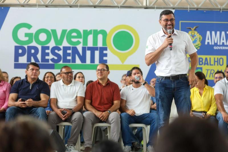Governador Wilson Lima abre calendário de 2026 do Governo Presente no Puraquequara, com serviços à população