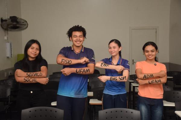 Pré-vestibular da Prefeitura de Parintins garante aprovação de 102 alunos em universidades