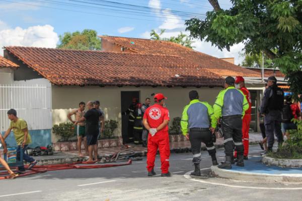 Ação do Corpo de Bombeiros e da Prefeitura de Parintins salva crianças de incêndio em prédio do SAICA