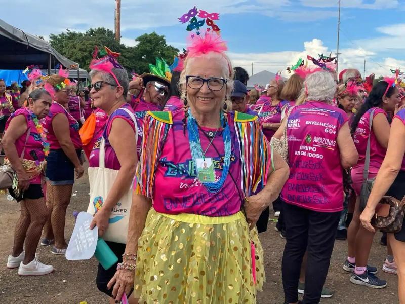 EnvelheSer 60+: Programa transforma rotina de famílias