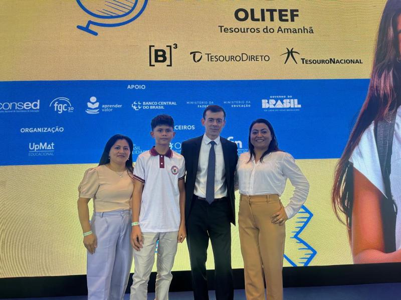 Escola Estadual Gentil Belém participa de cerimônia nacional em São Paulo e recebe premiação da Olitef