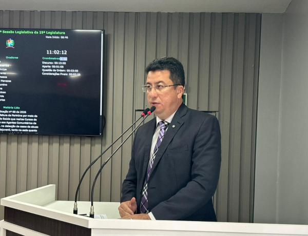 Vereador Fábio Cardoso indica implementação do Plano de Mobilidade Urbana em Parintins