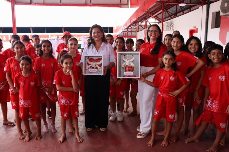 Visita do Superterminais destaca formação cultural de crianças e adolescentes na Universidade do Folclore Paulinho Faria
