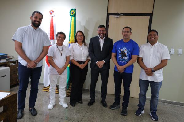 Festival de Parintins 2026: Márcia Baranda ressalta apoio do governo Wilson Lima ao Caprichoso e Garantido