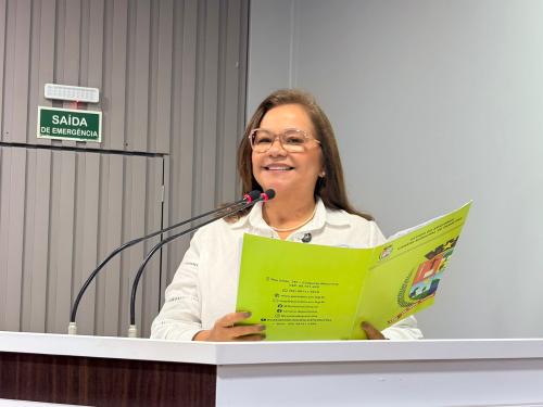 Educação no interior: Vereadora Márcia Baranda solicita extensão de cursinho pré-vestibular para comunidades rurais