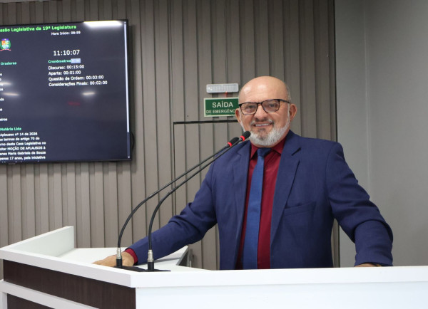 Cabo Linhares solicita construção de nova escola para a Comunidade São José do Itaboraí, em Parintins