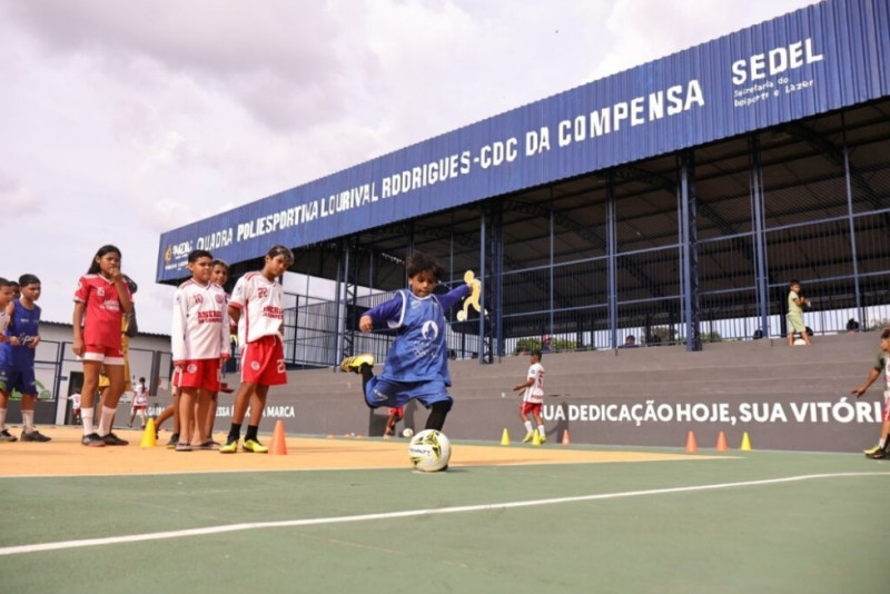 Governo do Estado fortalece o esporte comunitário, com obras que transformam a rotina de jovens no Amazonas