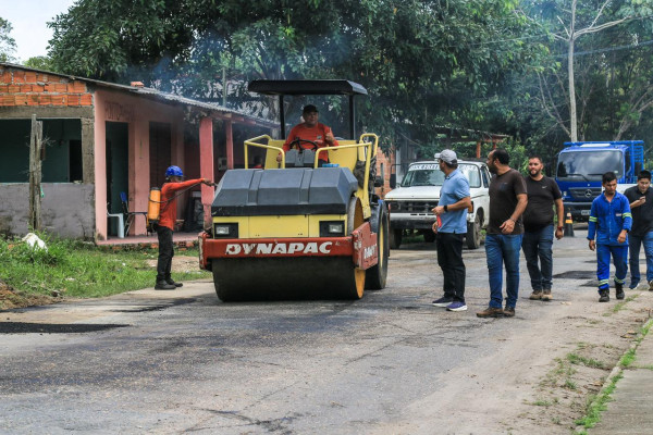 Prefeitura de Parintins intensifica operação Tapa-Buraco e melhora acesso no Vila Cristina