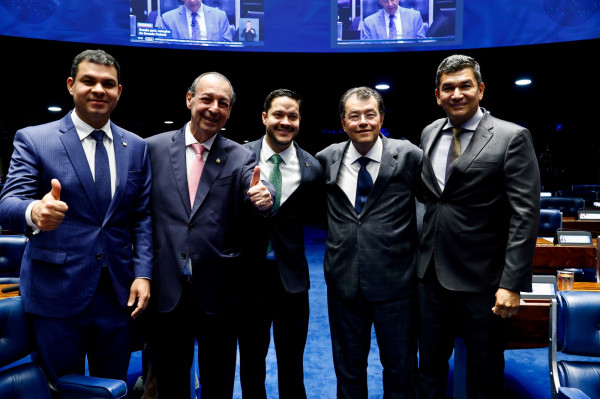 Omar Aziz celebra no Senado avanço histórico da BR-319 e destaca “justiça ao povo do Amazonas”