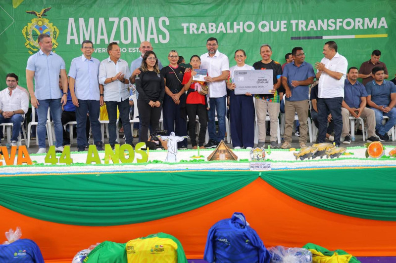 Em Rio Preto da Eva, governador Wilson Lima amplia Auxílio Estadual e fortalece setores social e primário